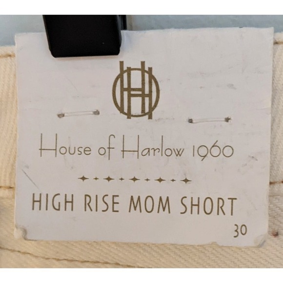 House of Harlow 1960 Womens High Rise Mom Shorts Size 30 Cream Button Fly NWT - Picture 4 of 4